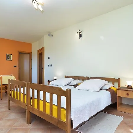 Fuer 4 Personen Ca 65 Qm In Rovinj, Istrien Istrische Riviera Apartment