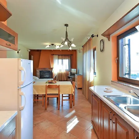 Fuer 4 Personen Ca 65 Qm In Rovinj, Istrien Istrische Riviera アパート